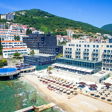 Avala Resort & Villas 4+*