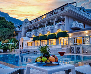  ROSE GARDEN PREMIUM HOTEL (16+ ADULT) 4*