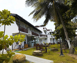 JOES RESORT UNAWATUNA 4* 