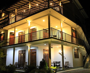 CORAL PALM VILLA & APARTMENT