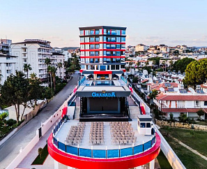  GRANADA LUXURY RED (ONLY ADULT +16) 5*