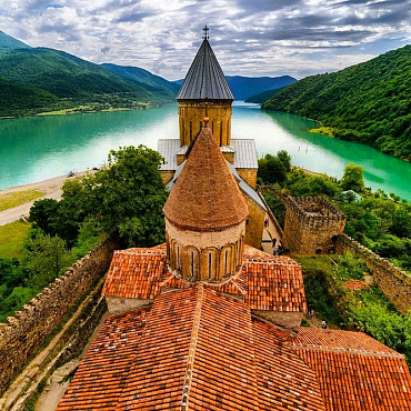 КОМБИ- ТУР "ПО ВОЛНАМ ИСТОРИИ" - ЕЖЕДНЕВНО