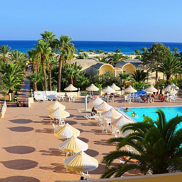 CLUB NOVOSTAR DAR KHAYAM