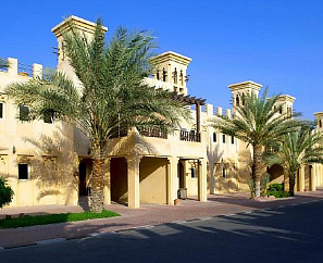 Al Hamra Village Hotel