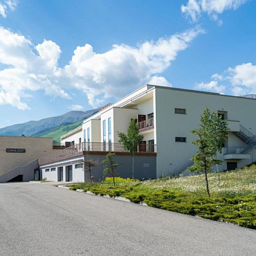 GAYA RESIDENCES APARTMENT 