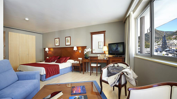 GOLDEN TULIP ANDORRA FENIX 4*