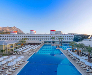 TRANSATLANTIK HOTEL & SPA 5*