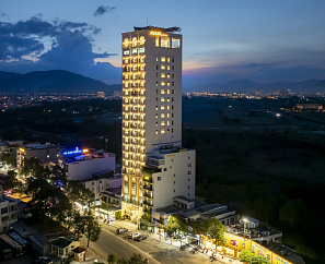 AVARI HOTEL NHA TRANG 4*