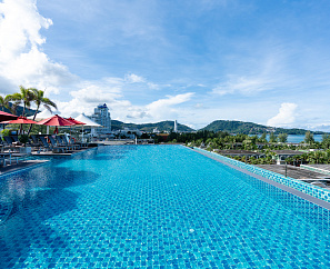 THE CHARM RESORT PHUKET 4*