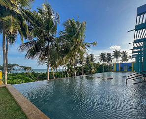 BUCKINGHAM PALACE 4*