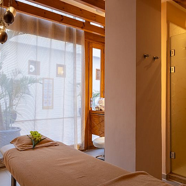 FORT ARABESQUE RESORT, SPA & VILLAS